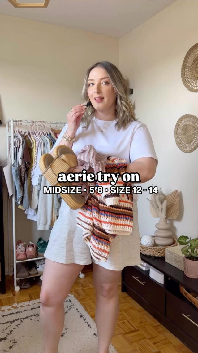 Say “HAUL” to have links to shop sent to your DMs!

_________

Summer outfits, aerie try on, summer fashion trends, comfy outfits, midsize fashion
.
.
.
#midsizefashion #midsizestyle #size12 #size14 #aerie #aexme #summerfashion #everydaystyle