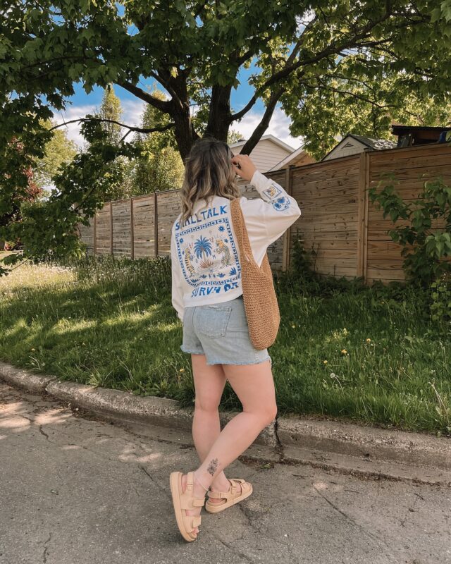 Just introvert things 💙🐯🌴 Tee is @octopiedmind #gifted Code NAYLA for 15% off! Say “details” to have links to shop sent to your DMs!

________

Midsize summer outfits, graphic tee, denim shorts, casual summer outfits, easy outfits
.
.
.
#midsizefashion #octopiedmind #graphictee #summeroutfits #summerootd #summervibes #midsizeoutfits #everydaystyle #size12 #size14 #canadiansmallbusiness #canadianfashion #womanownedsmallbusiness