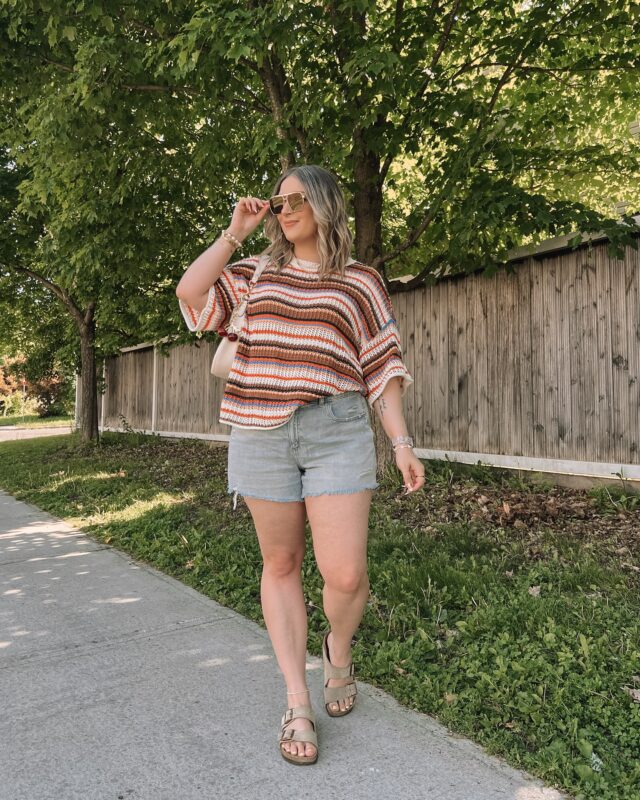 These colors make me happy 🍑🧺🫐🍒 Say “CROCHET” to have links to shop sent to your DMs!

_______

Midsize summer outfits, midsize fashion, everyday style, summer ootd, comfy outfits 
.
.
.
#midsizefashion #midsizeootd #summeroutfitideas #summeroutfitinspo #summeroutfit #dopaminedressing #size12 #aeriereal #everydaystyle